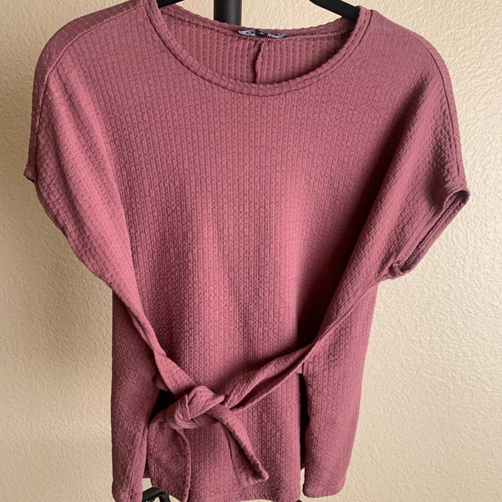 Express XS rose colored blouse